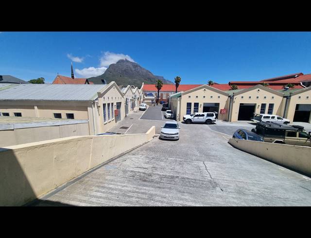 945M² WAREHOUSE TO LET IN OBSERVATORY